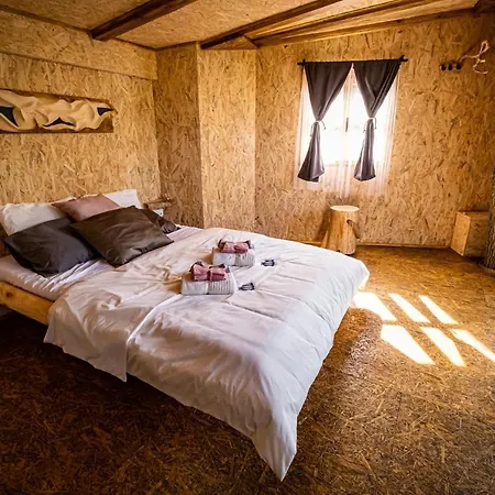 Campsite Baracek Na Strome - Ubytovani V Korunach Stromu, Treehouse *