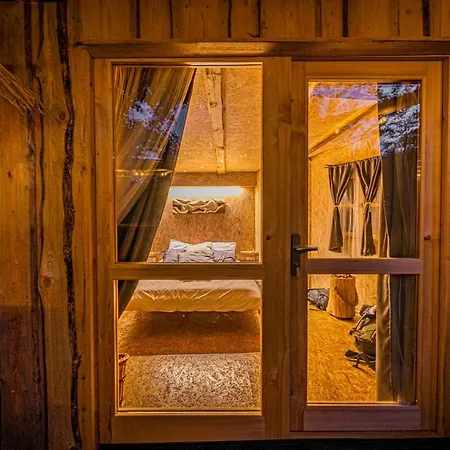 Baracek Na Strome - Ubytovani V Korunach Stromu, Treehouse *