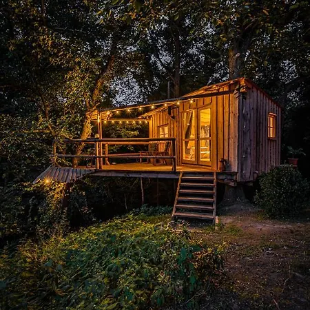 Baracek Na Strome - Ubytovani V Korunach Stromu, Treehouse